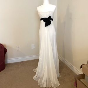 Beautiful BCBG White 100% Silk Chiffon Evening Gown